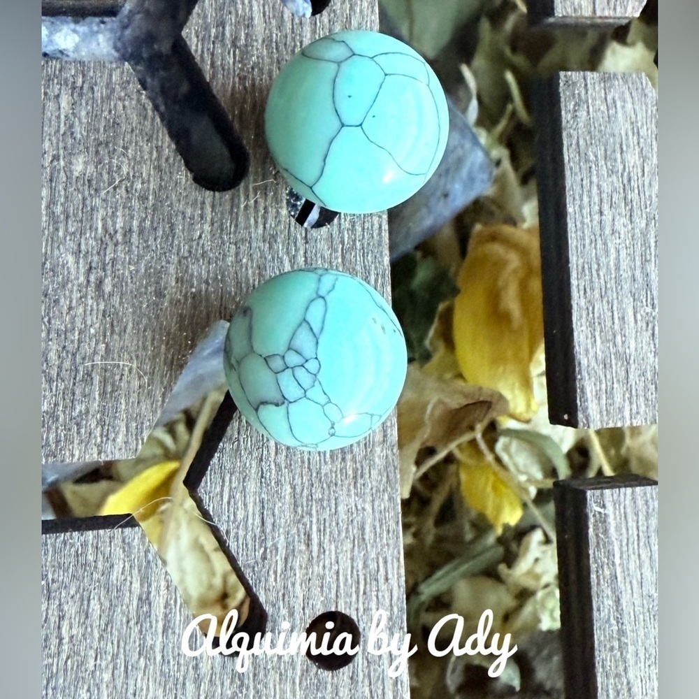 Alquimia turquoise spheres stud Earrings